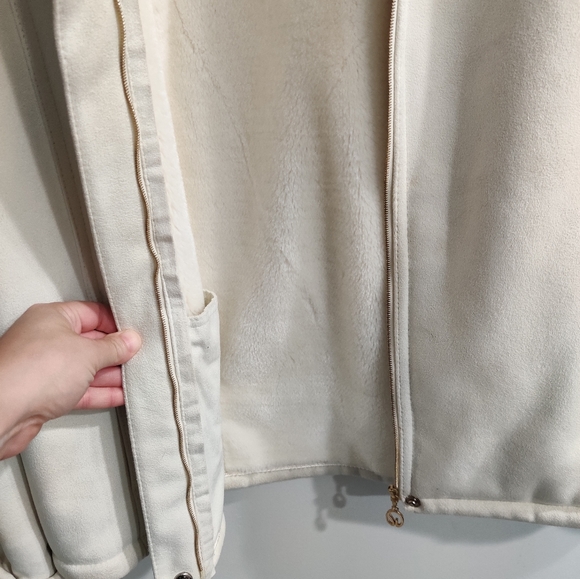 St. John Sport jacket - Picture 4 of 5